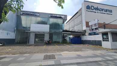 Rumah Strategis untuk Disewakan di Dukuh Pakis, Surabaya, Harga 825 Juta /tahun