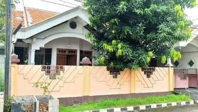 Hunian Elegan di Rungkut, Surabaya, 6 KT, LT 325m²