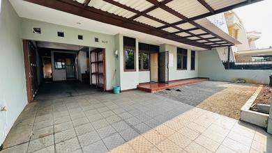 Disewakan Rumah Minimalis Kawasan Modernland, Tangerang, LT  240 m2