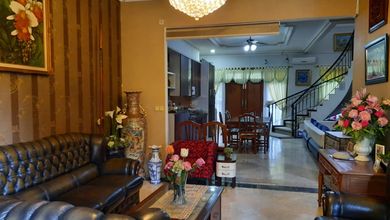 Rumah Prestisius di Kawasan Cinere, Depok, LB 700m², Harga 8,8 Miliar