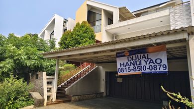 Rumah Area Premium Harapan Indah, Bekasi - Harga Terbaik 6,35 Miliar