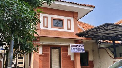 Rumah Dijual di Cibubur, Bogor, LB 120m², Harga Kompetitif!