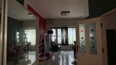 Rumah Dijual di Kramat Jati, Jakarta Timur, LB 165m², Harga Kompetitif!