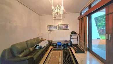 Hunian Elite di Kawasan Pondok Kelapa, Jakarta Timur, LB 500m², Harga 14 Miliar