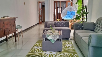 Dijual rumah Premium di Mampang Prapatan, Jakarta Selatan - LT 318m²