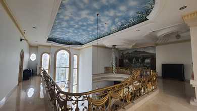 Kesempatan Eksklusif, rumah Prestisius di Sunrise Garden, Jakarta Barat, LB 800m²