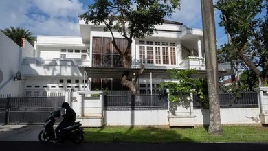 Rumah Elegan di Pondok Indah, Jakarta Selatan, 6 Kamar Tidur, LT 660m²