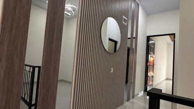 Penawaran Langka, rumah Mewah di Tanjung Duren, Jakarta Barat, LB 185m²