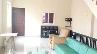 Ruko di Green Lake City, Cipondoh, Tangerang