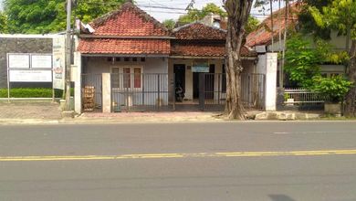 Rumah Mewah di Kawasan Pekalongan Barat, Pekalongan, LB 190m², Harga 2,7 Miliar