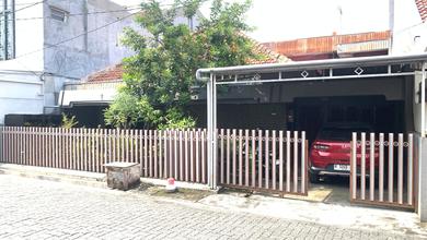 Hunian Prestisius di Kawasan Semarang Timur, Semarang, LB 200m², Harga 4 Miliar