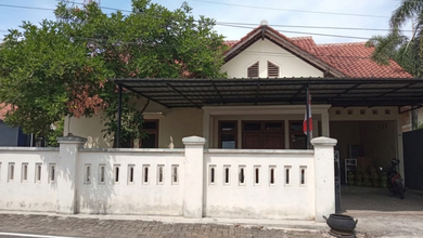 Rumah Dijual di Semarang Selatan, Semarang, LB 90m², Harga Kompetitif!