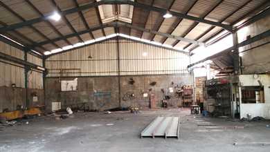 Gudang siap pakai di Jalan Raya Narogong Bantar gebang, Bekasi