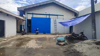 Gudang di Kranji Pinggir Jalan Utama Bekasi Barat.