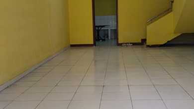 Ruko di Permata Harapan Baru. Medan Satria. Bekasi. 2 Lantai Full