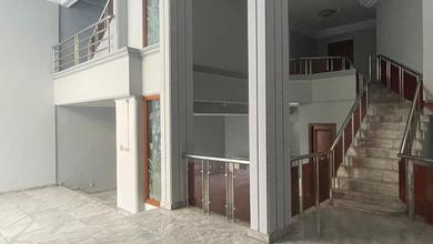 Dikontrakkan Rumah Terjangkau di Tanjung Priok, Jakarta Utara, LT 323m²