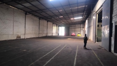 Gudang Strategis Area Bantar Gebang Bekasi