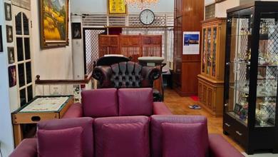 Hunian Mewah di Mampang, Jakarta Selatan, 6 Kamar Tidur, LT 235m²