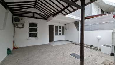 Disewakan Rumah Terjangkau di Kelapa Gading, Jakarta Utara, LT 90m²