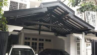 Rumah Eksklusif Luas 135 m2, area Tebet, Jakarta Selatan