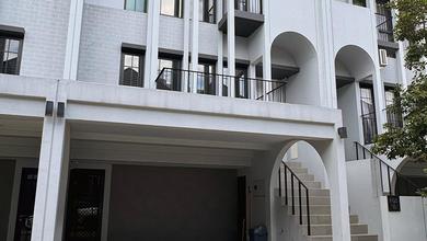 Rumah Prestisius di Kawasan BSD Green Wich, Tangerang, LB 171m², Harga 3,4 Miliar