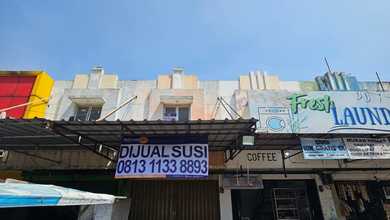 Jual Ruko Ukuran Besar  Siap Dipakai Menghadap Jalan Raya