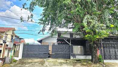 Kesempatan Eksklusif, rumah Prestisius di Duren Sawit, Jakarta Timur, LB 200m²