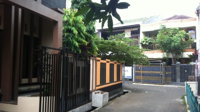 Rumah Favorit di Pondok Kelapa, Jakarta Timur, 4 KT, Harga 2,1 Miliar