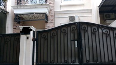 Rumah Dijual di Pulogebang, Jakarta Timur, LB 150m², Harga Kompetitif!