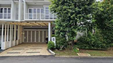 Rumah Elegan di Cilincing, Jakarta Utara, 4 Kamar Tidur, LT 279m²