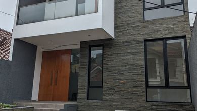 Rumah Area Luxury Bintara, Bekasi - Harga Terbaik 2,75 Miliar