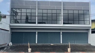 Ruko 2 ½ Lantai Taman Malaka, Pondok Kelapa Jakarta Timur