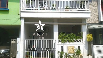 Kesempatan Rumah di Bekasi Timur, Bekasi, LB 200m², Harga 1,6 Miliar