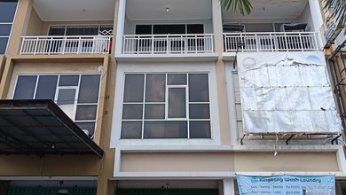 Dijual Ruko 3 Lantai Palm Crown Taman Surya Jakarta Barat