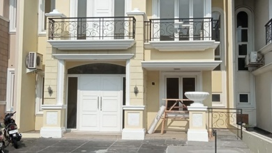 Rumah Sewa Nyaman Lokasi Modernland, Tangerang, LB 150m²