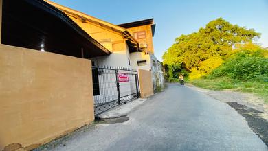 Rumah Sewa Nyaman Lokasi Sesetan, Denpasar, LB 90m²