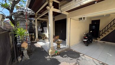 Kesempatan Rumah di Denpasar Barat, Denpasar, LB 199m², Harga 1,9 Miliar