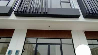 Ruko Hampton Walk 2 Facade Tipe Alfrescodi Gading Serpong