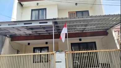 Rumah Sewa Nyaman Lokasi Gubeng, Surabaya, LB 240m²