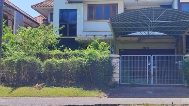Rumah Elite di Kawasan Wiyung, Surabaya, LB 300m², Harga 7 Miliar