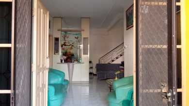 Kesempatan Rumah di Mulyorejo, Surabaya, LB 200m², Harga 2 Miliar