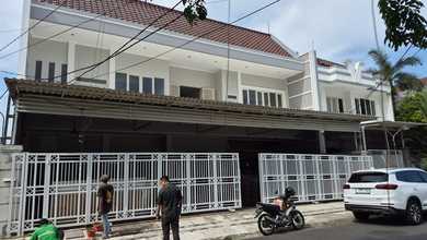 Sewa Rumah Usaha Wisma Permai 2 Lantai Strategis Siap Pakai Sby
