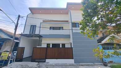 Hunian Favorit di Kenjeran, Surabaya, 4 KT, Harga 2,5 Miliar