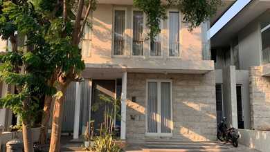 Rumah Sewa Nyaman Lokasi Wiyung, Surabaya, LB 206m²