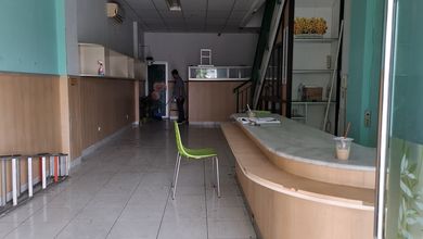 Ruko Siap Usaha,lokssi Strategis,parkir Luas