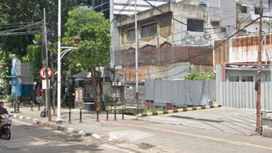 Gedung 4 Lantai Dipetojo,area Komersil High Building