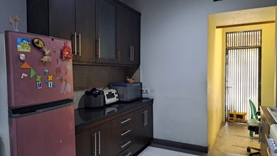 Rumah Sewa Nyaman Lokasi Pondok Indah, Jakarta Selatan, LB 250m²
