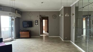 Jual Harga Miring Apartemen di Kedoya Selatan 3br Kawasan Strategis