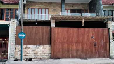 Rumah Dijual di Wonocolo, Surabaya, LB 400m², Harga Terbaik!