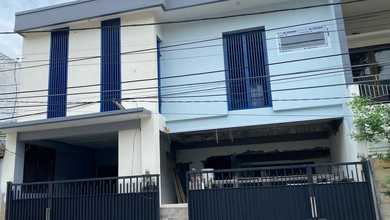 Dijual rumah Mewah di Sukolilo, Surabaya - LT 136m²